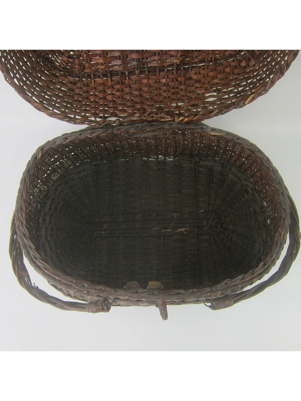 Vintage Wicker Basket Lid Handles Amish Kavli Sket 15
